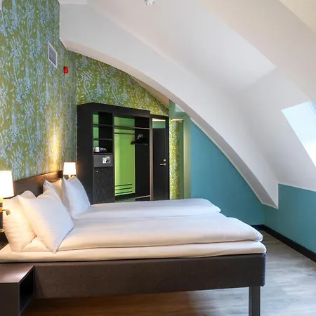 松恩城市酒店 酒店 4*