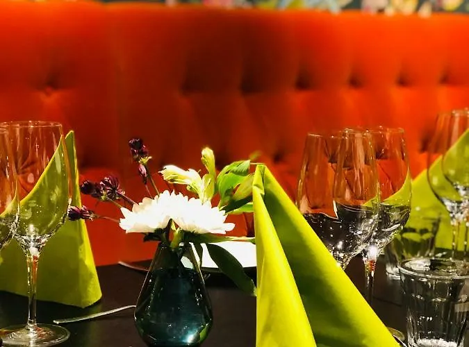 トーン マリティム ホテル